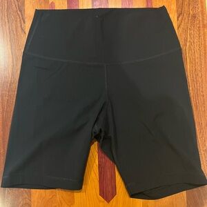 Everlane black biker short in size Large. Great condition.
